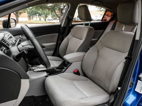 Used 2015 Honda Civic LX image 33