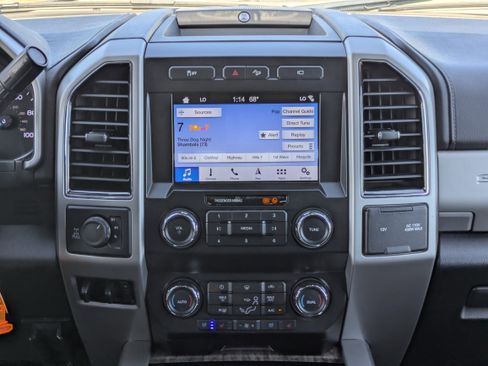 Used 2019 Ford F250 Lariat image 5