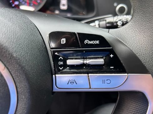 Used 2021 Hyundai Elantra SEL w/ Cargo Package FWD image 19