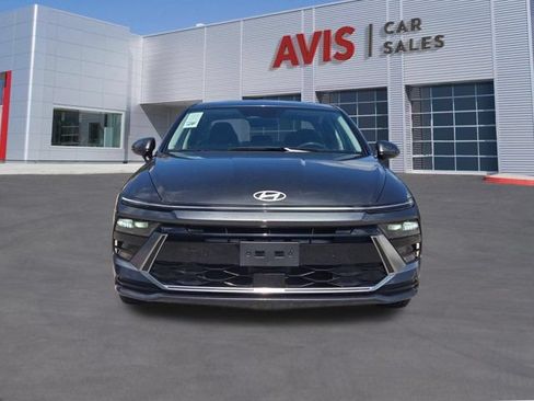 Used 2025 Hyundai Sonata SEL FWD image 2