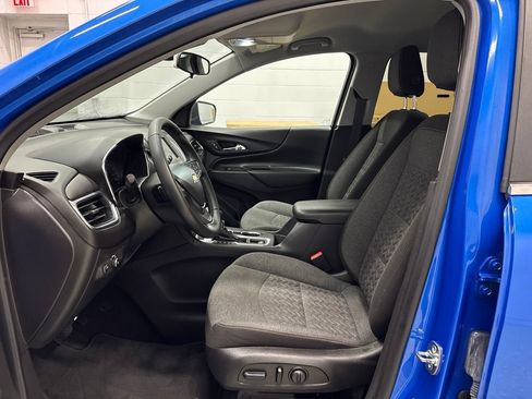 Used 2024 Chevrolet Equinox LT AWD/4WD image 16