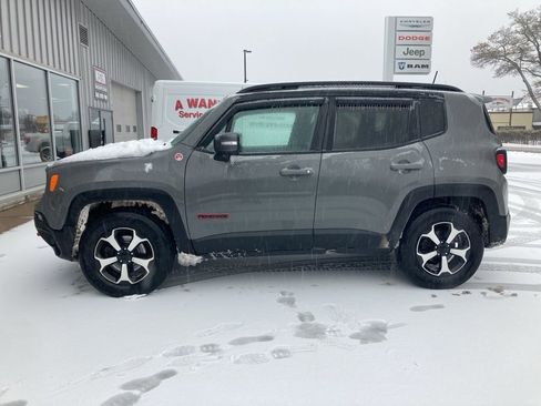 Used 2019 Jeep Renegade Trailhawk w/ UConnect 8.4 Nav Group image 2