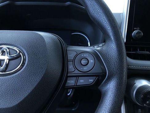 Certified 2025 Toyota RAV4 LE AWD/4WD image 26