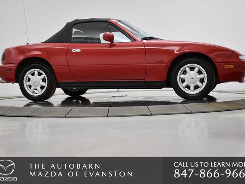 Used 1990 MAZDA MX-5 Miata image 11