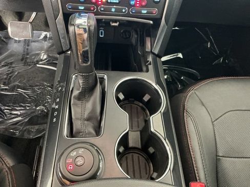 Used 2018 Ford Explorer Sport w/ Equipment Group 401A AWD/4WD image 22