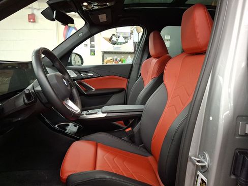 Used 2025 BMW X1 xDrive28i w/ Technology Package AWD/4WD image 10