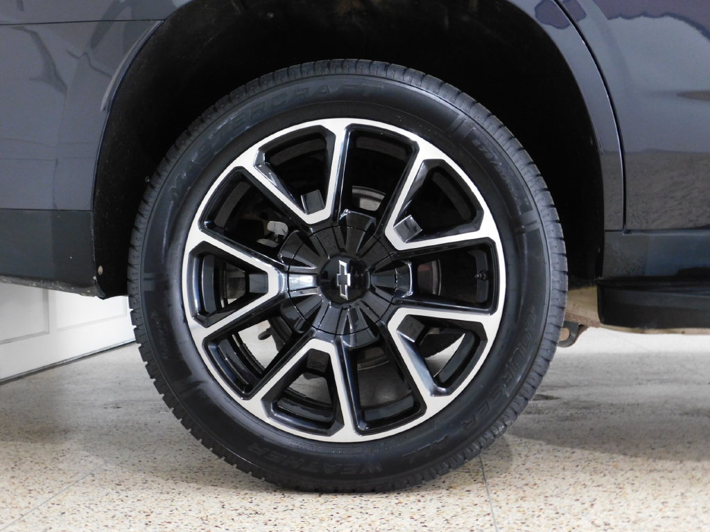 Used 2024 Chevrolet Tahoe RST w/ Luxury Package AWD/4WD image 96