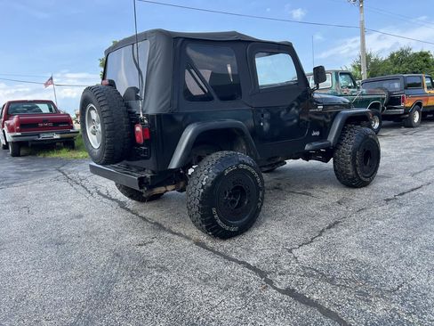 Used 1997 Jeep Wrangler SE AWD/4WD image 5