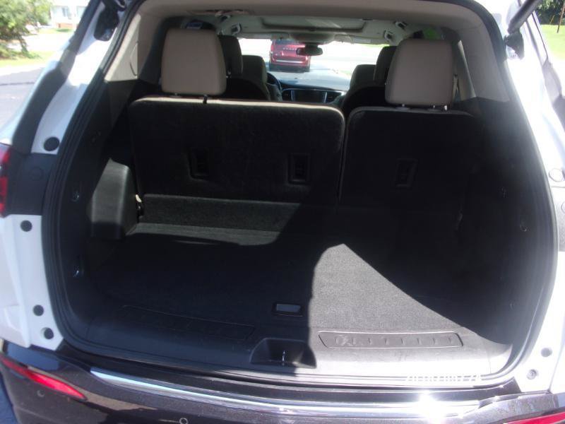 Used 2018 Buick Enclave Premium w/ Experience Buick Package AWD/4WD image 11