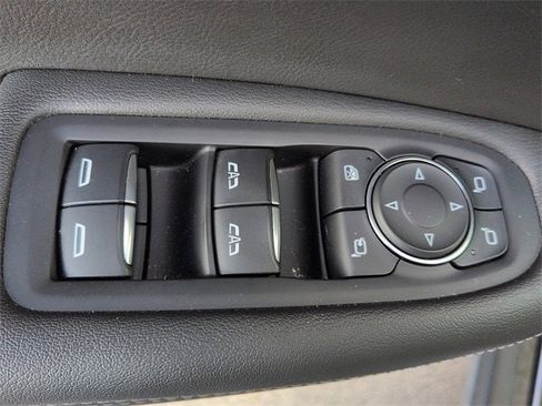 Used 2024 Cadillac XT6 Premium Luxury image 17