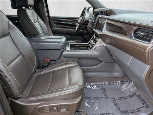 Used 2023 GMC Yukon Denali w/ LPO, Floor Liner Package image 25
