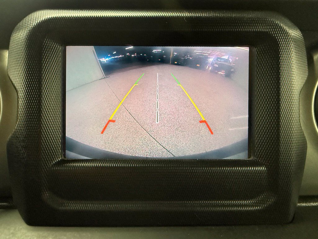 Used 2018 Jeep Wrangler Sport AWD/4WD image 21