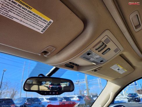 Used 2013 GMC Yukon XL Denali image 22