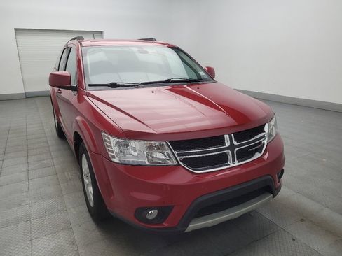 Used 2018 Dodge Journey SXT w/ Connectivity Group FWD image 13