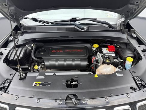 Used 2022 Jeep Compass Limited w/ Sun and Sound Group image 27