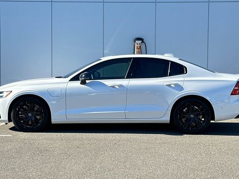 Used 2023 Volvo S60 T8 Plus w/ Climate Package image 2