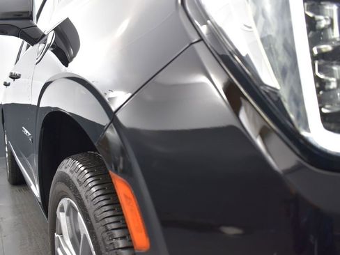 Used 2021 GMC Yukon XL Denali w/ Denali Premium Package image 41