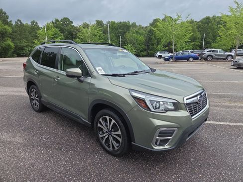 Used 2020 Subaru Forester Limited w/ Popular Package #3 AWD/4WD image 1