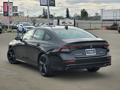 Certified 2025 Honda Accord Sport image 6