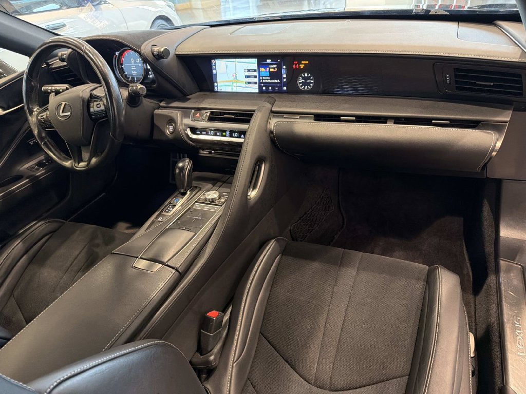 Used 2018 Lexus LC 500 Coupe w/ Sport Package RWD image 17