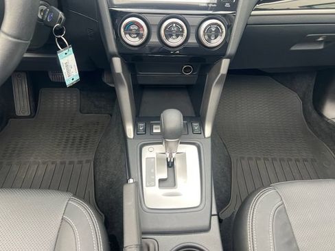 Used 2018 Subaru Forester 2.5i Limited AWD/4WD image 16