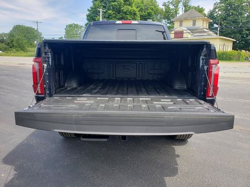 Used 2025 Ford F150 Lariat w/ Equipment Group 501A Mid AWD/4WD image 5