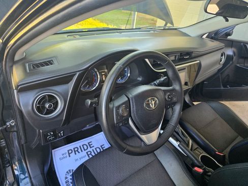 Used 2018 Toyota Corolla SE w/ Body Protection Package FWD image 14