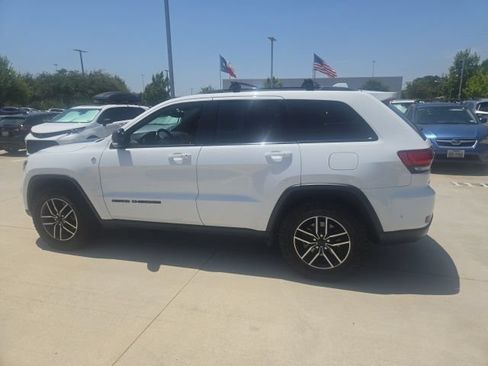 Used 2020 Jeep Grand Cherokee Trailhawk w/ Trailhawk Luxury Group AWD/4WD image 5
