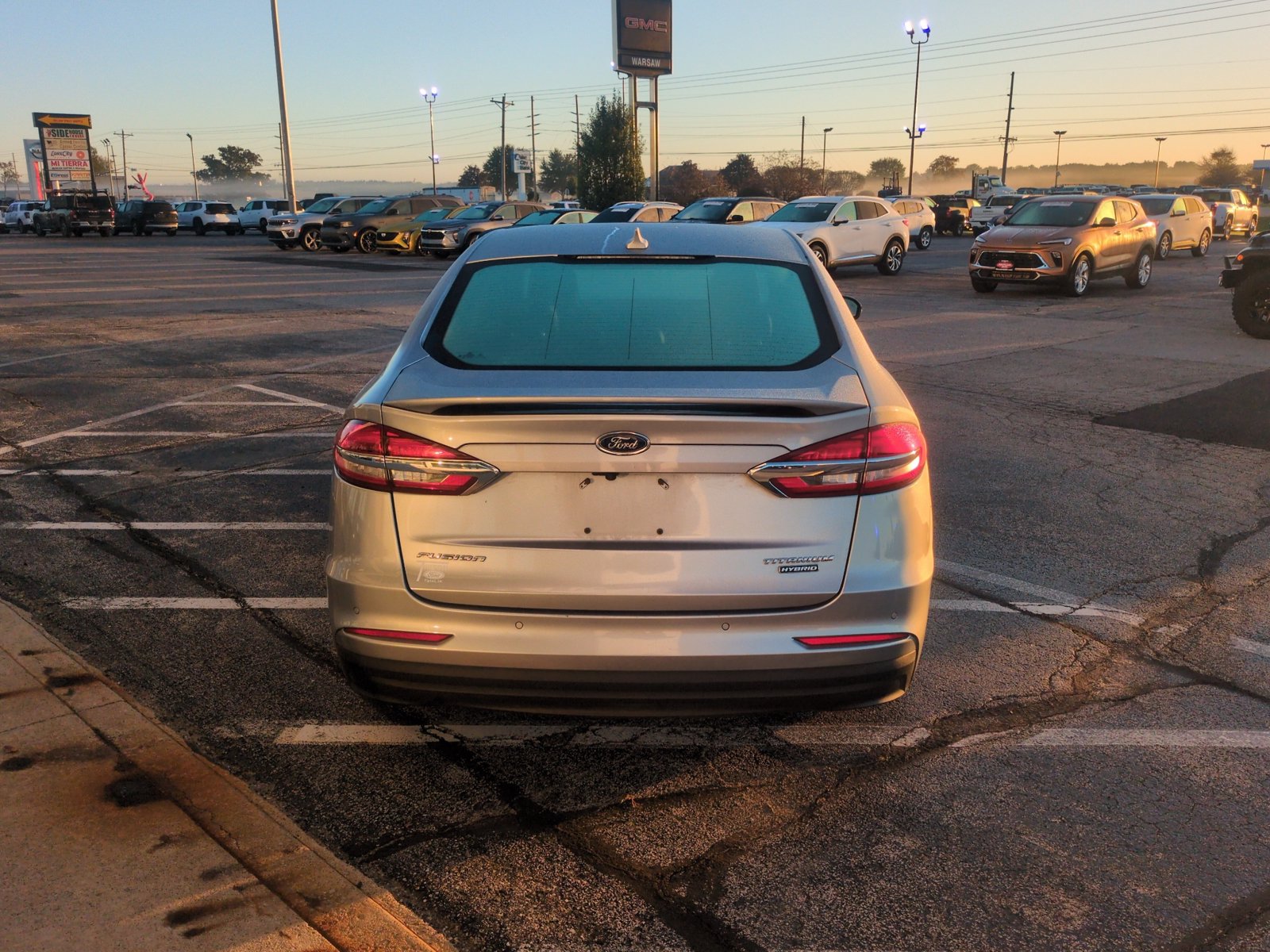 Used 2020 Ford Fusion Titanium FWD image 6