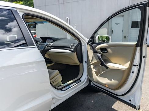 Used 2017 Acura RDX AWD w/ Technology Package image 15