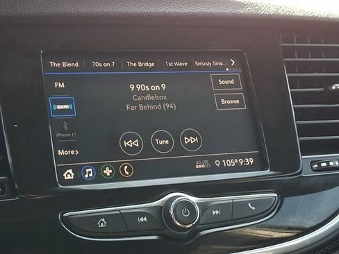 Used 2022 Buick Encore Preferred w/ Safety Package AWD/4WD image 17