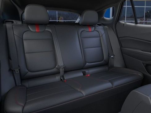 New 2026 Chevrolet Trax RS w/ Sunroof Package FWD image 19