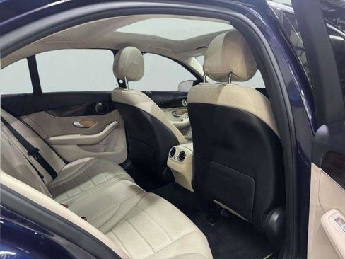 Used 2018 Mercedes-Benz C 300 Sedan image 34