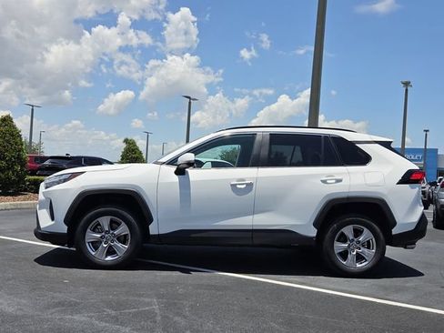 Used 2023 Toyota RAV4 XLE FWD image 3