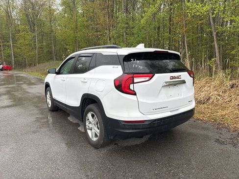 Used 2023 GMC Terrain SLE w/ Driver Convenience Package AWD/4WD image 5