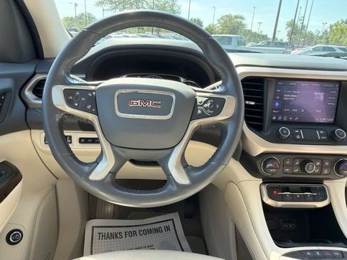 Used 2020 GMC Acadia Denali w/ Technology Package FWD image 29