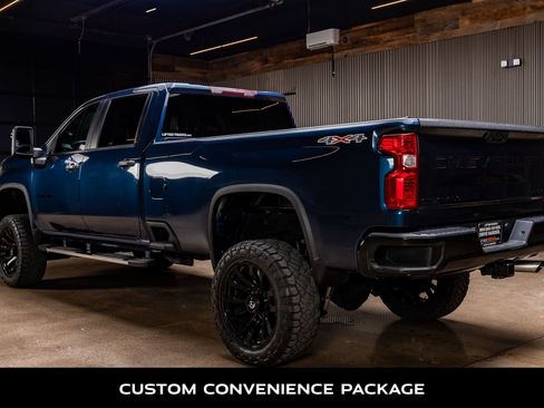Used 2022 Chevrolet Silverado 2500 Custom w/ Custom Convenience Package image 6