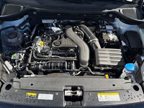 New 2026 Volkswagen Taos SE image 34