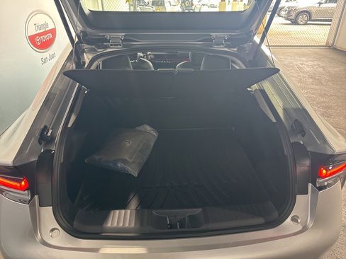 Used 2025 Toyota Prius XSE image 23