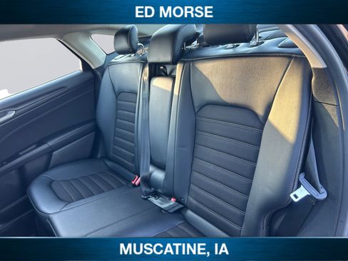 Used 2018 Ford Fusion SE w/ Equipment Group 201A image 13