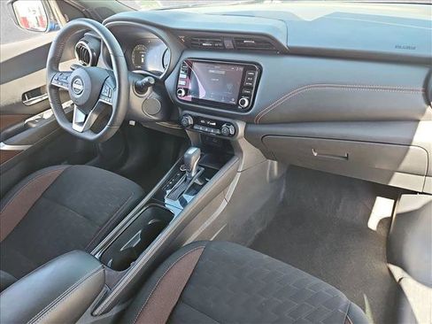 Used 2024 Nissan Kicks SR image 27