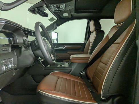 New 2026 GMC Sierra 3500 Denali Ultimate image 14