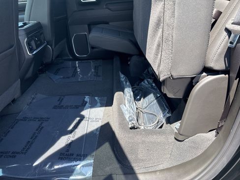 New 2025 GMC Sierra 3500 SLT w/ SLT Convenience Package image 33