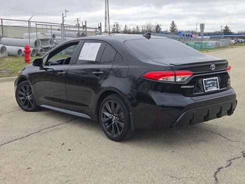 Used 2024 Toyota Corolla SE w/ SE Package image 14