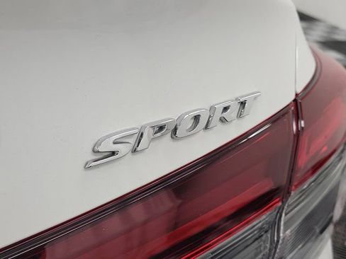 Used 2025 Honda Civic Sport image 8