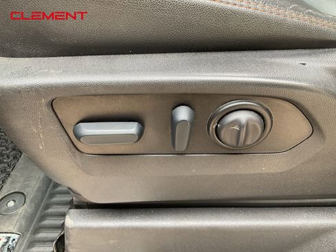 Used 2022 GMC Sierra 2500 AT4 w/ AT4 Premium Plus Package image 23