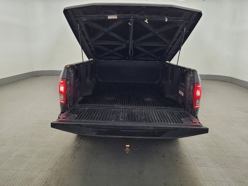 Used 2016 Ford F150 XL w/ Equipment Group 101A Mid AWD/4WD image 29