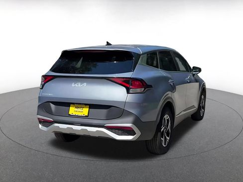Used 2025 Kia Sportage LX FWD image 15