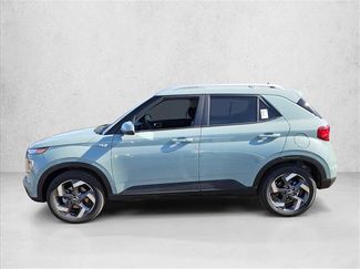 New 2026 Hyundai Venue SEL video 2