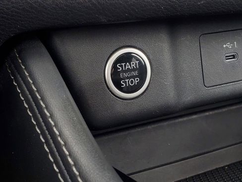 Used 2023 Nissan Rogue SL AWD/4WD image 8